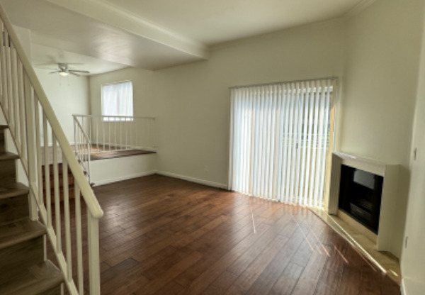 13022 Riverside Dr 9