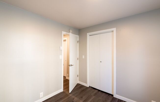 2 beds, 1 bath, 490 sqft, $1,742, Unit 102