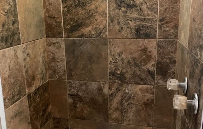 Studio, 1 bath, $1,125, Unit 112B