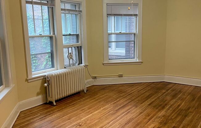 Studio, 1 bath, 475 sqft, $829, Unit 207