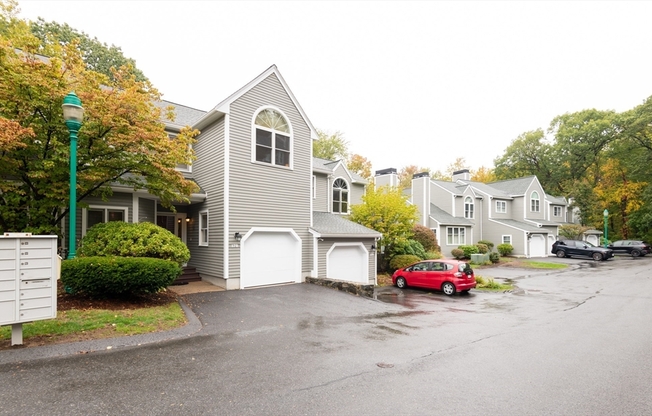 178 BISHOPS FRST DR