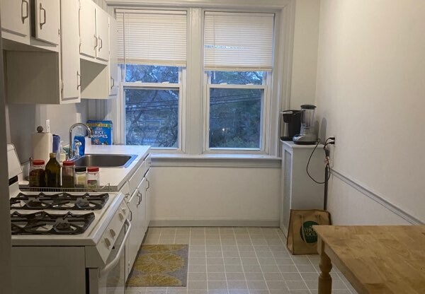 57 Manchester Rd #3