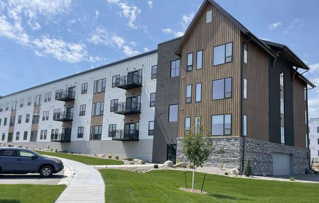 The Earl Apartments Garage