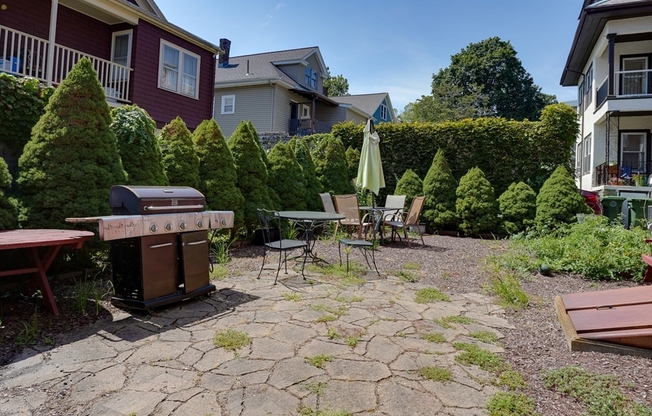 18 CLYDE RD