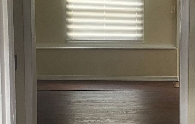 COMING SOON - 3 BEDROOM 1 BATH HOME LARGE FAMILY ROOM