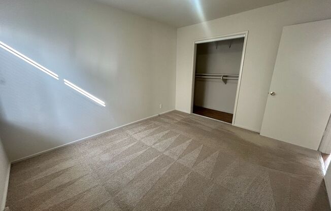 1 bed, 1 bath, $2,400, Unit 02