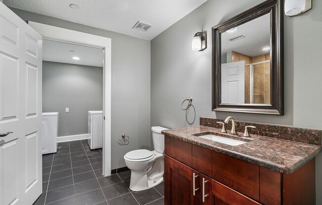 2 beds, 2 baths, 1,672 sqft, $2,850, Unit 211