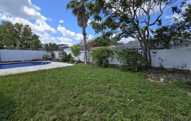 11127 PEPPERTREE LN