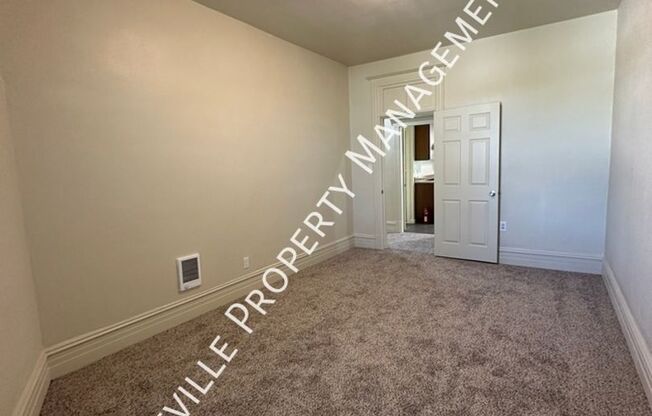 3 beds, 1 bath, $3,450