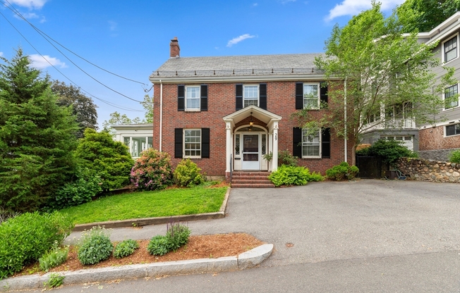 29 ADDISON ST