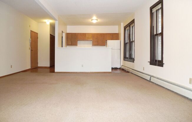 2 beds, 2 baths, 1,075 sqft, $1,450, Unit 12 - 01