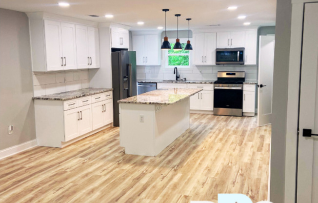 254 CARRUTH DR SE