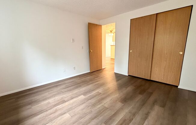 2 beds, 1 bath, 834 sqft, $1,680, Unit Q202