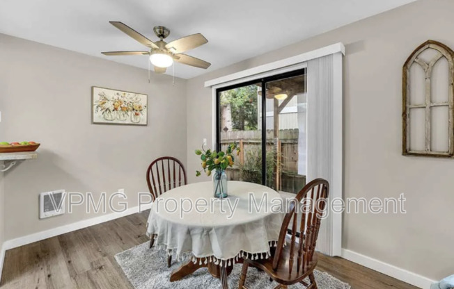 1504 NE 72 ST