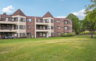 Cloverleaf Park Apartments