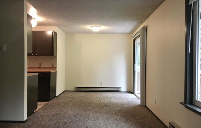 6106 NE 192 PL