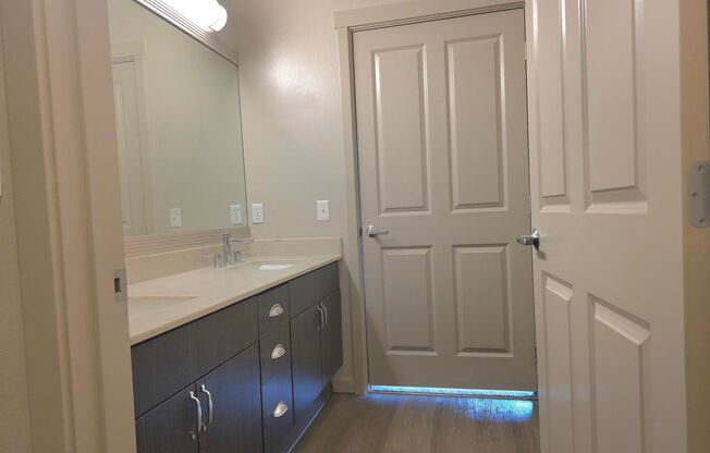 2 beds, 2 baths, 1,155 sqft, $4,195, Unit 513