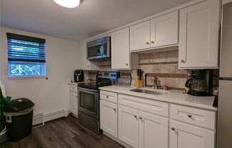 60 MORRIS AVE