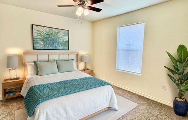 3 beds, 2 baths, 1,300 sqft, $1,675, Unit 163