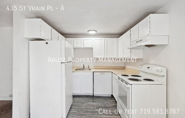 435 SAINT VRAIN PL