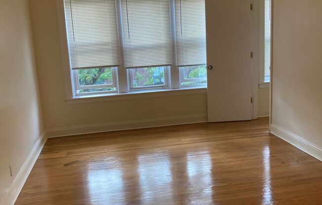 Division Apartments, LLC