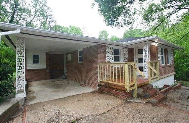CHARMING GASTONIA HOME READY FOR RENT!