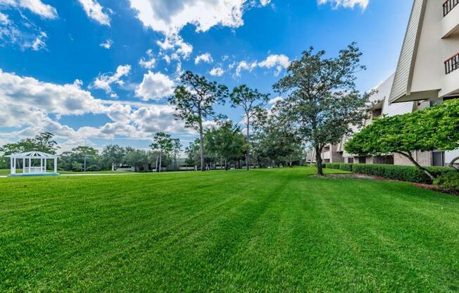 2 beds, 2 baths, 1,210 sqft, $1,950