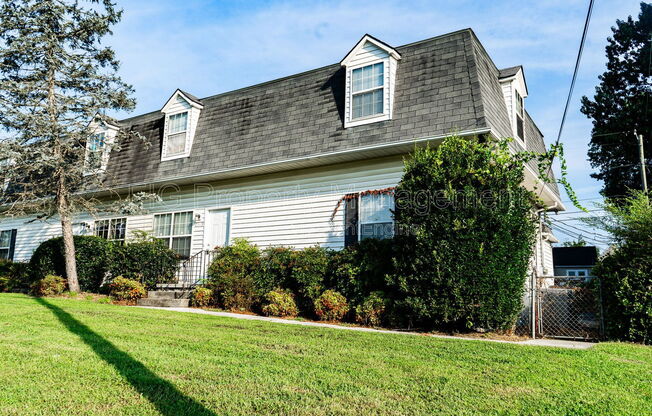 2519 CEDAR LN