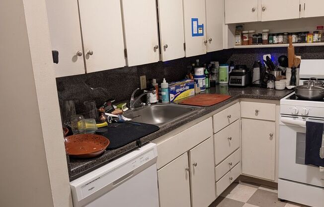 1 bed, 1 bath, 606 sqft, $2,800, Unit 301