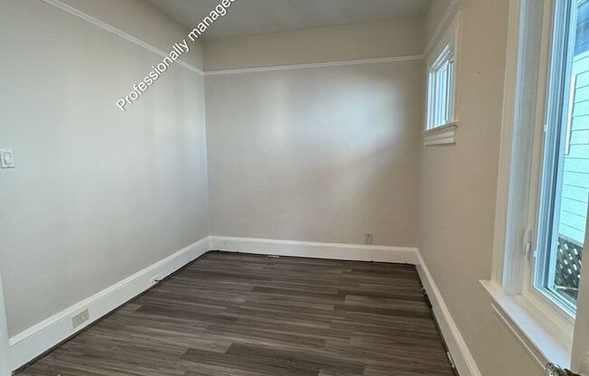 2 beds, 1 bath, $3,095