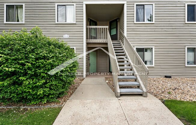 Spacious Condo with Washer/Dryer and Central AC