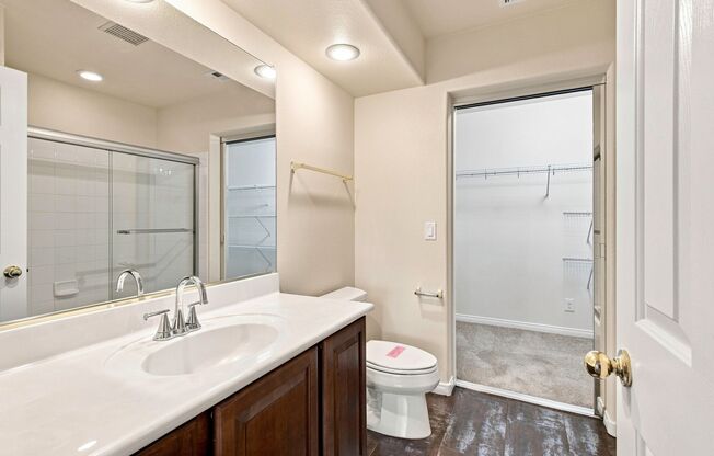 5 beds, 3.5 baths, $3,950