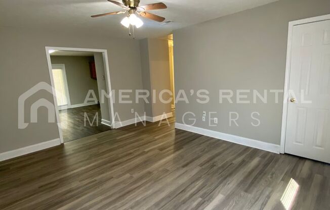 2 beds, 1 bath, 864 sqft, $1,095, Unit 1305 Avenue Court SE