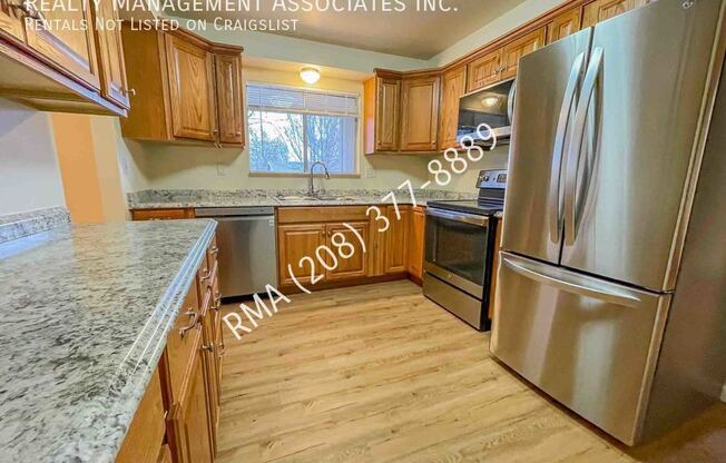 4820 N WEDGE