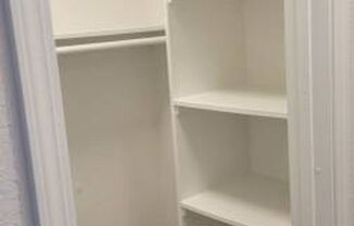 Studio, 1 bath, 324 sqft, $1,200, Unit 3834-08