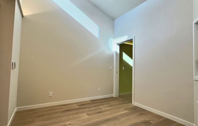 1BD/1BA + Office Brand New Modern ADU in Quiet Waverly Park Mountain View Neighborhood