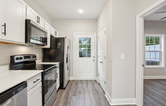 4 beds, 3 baths, 1,425 sqft, $1,795, Unit 201
