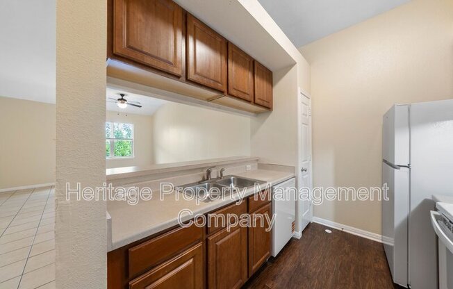 518 DUKEWAY DR