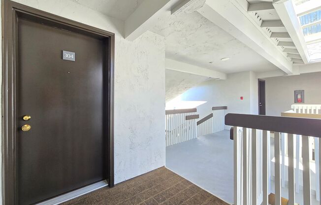 2 Bedroom Condo Available in Kenmore