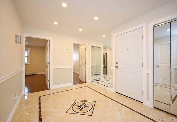 116 14 METROPOLITAN AVE