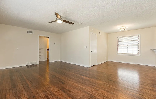 3 beds, 1 bath, $1,399