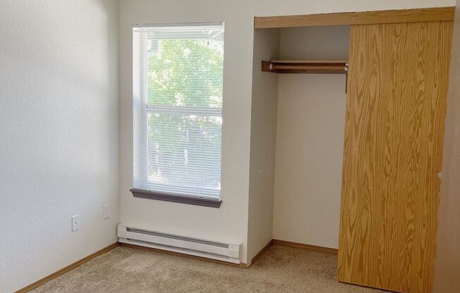 2 beds, 1 bath, $1,645