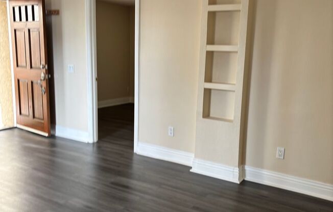 1 bed, 1 bath, $2,095, Unit # 82