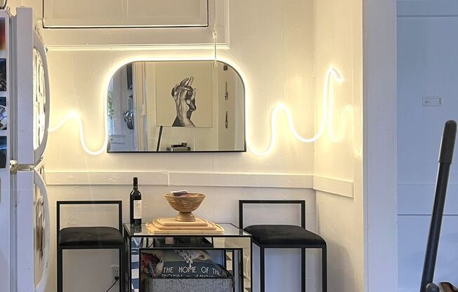 1 bed, 1 bath, 750 sqft, $1,925, Unit 873-20