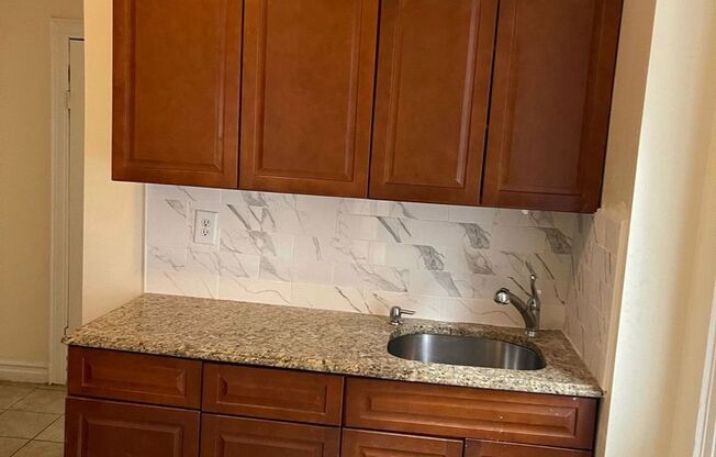 Hummingbird Heights 319