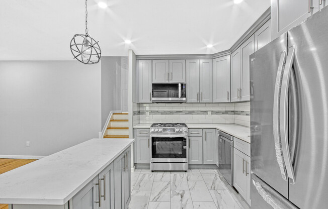 7246 BERGEN CT