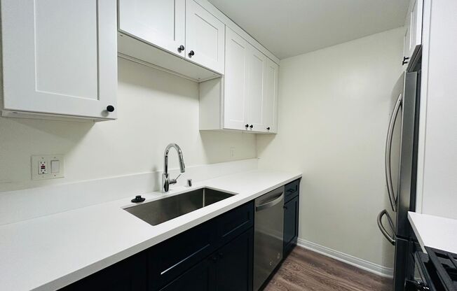 1 bed, 1 bath, $2,395, Unit 106