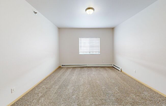 1 bed, 1 bath, 821 sqft, $1,050, Unit 4677-201