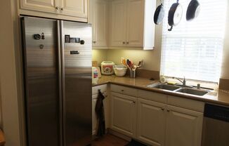 2 beds, 2.5 baths, $3,400