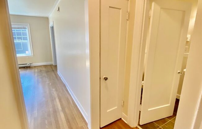 Studio, 1 bath, 462 sqft, $1,595, Unit H